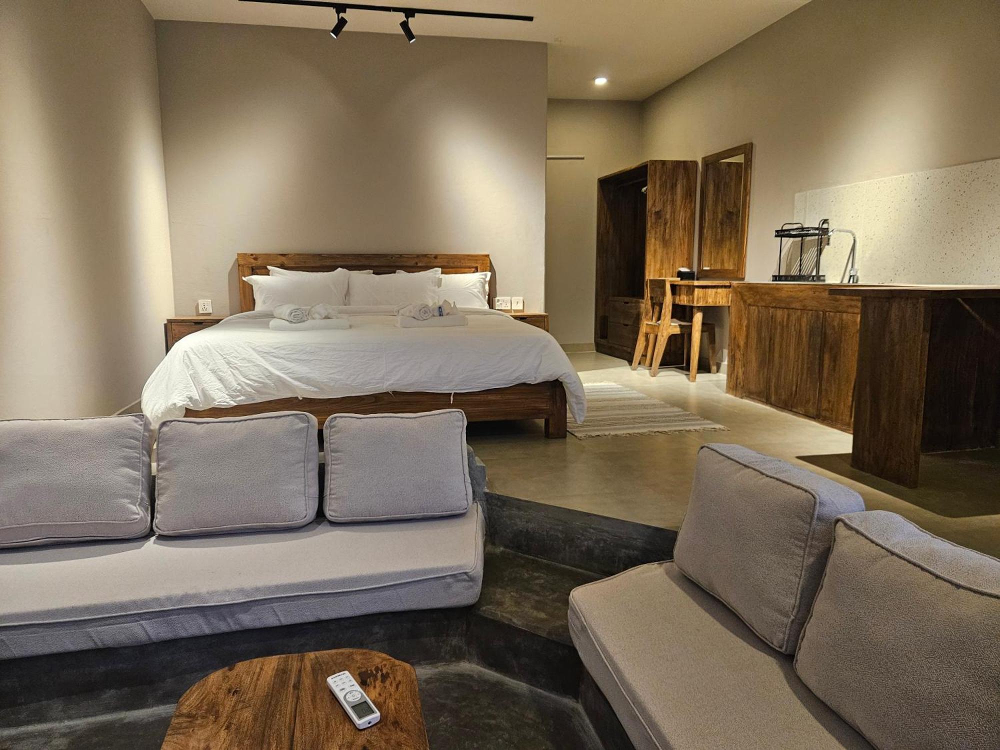 Hotel Blossom Pokhara Eksteriør bilde
