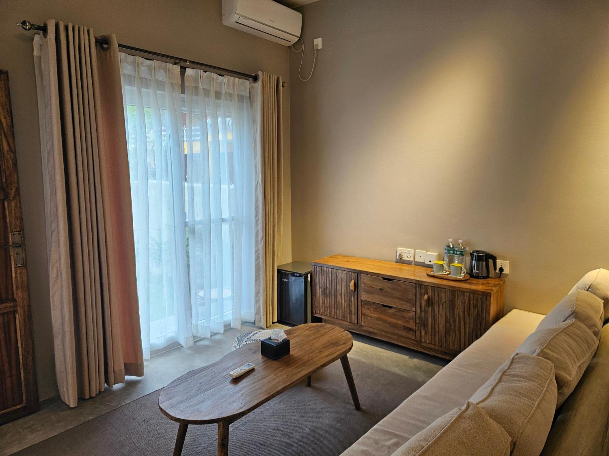 Hotel Blossom Pokhara Eksteriør bilde